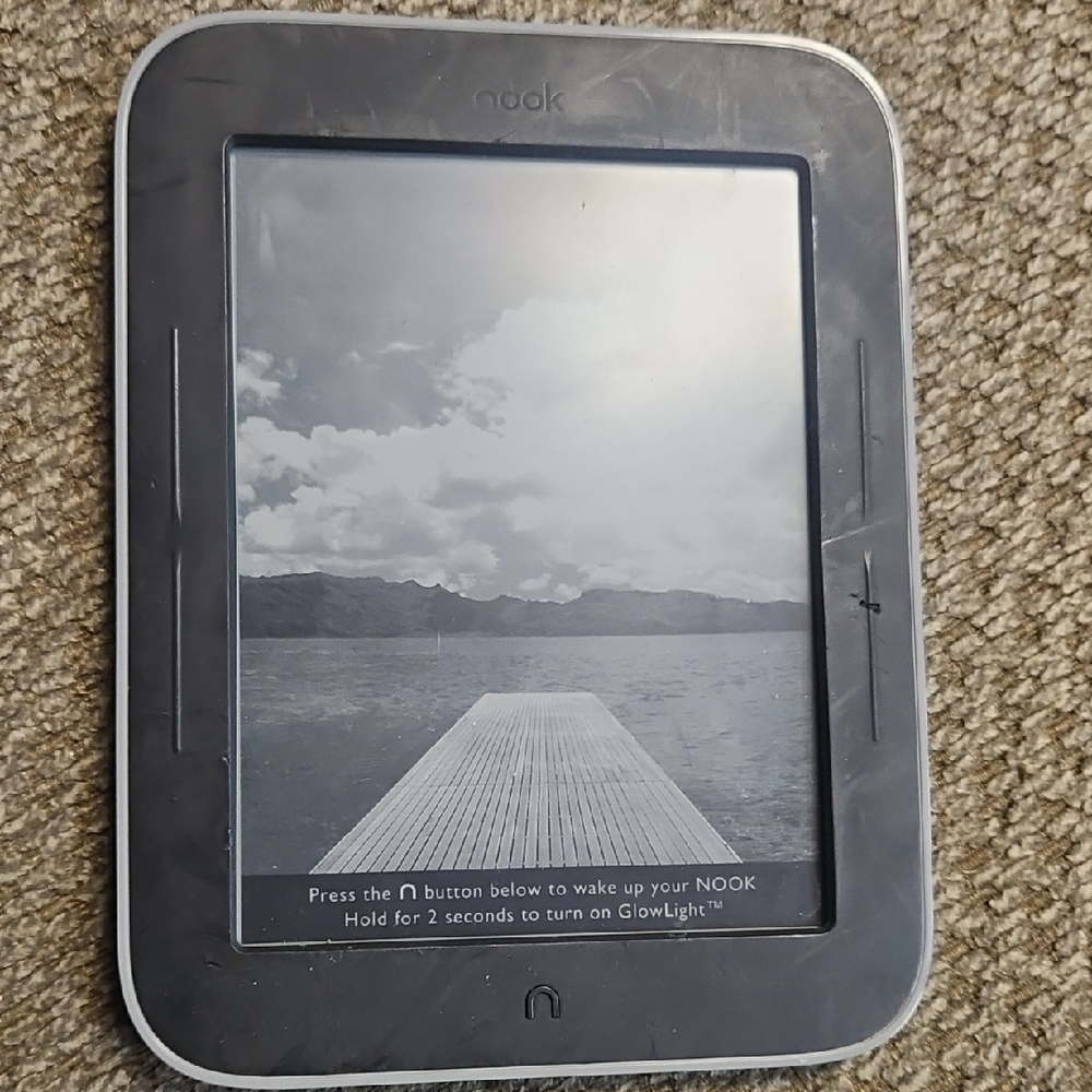 Nook Black E-Reader with GlowLight 6in